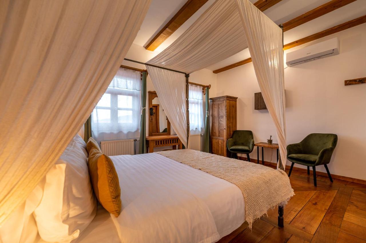 Boutique Hotel Von Graf Sighisoara Exterior photo