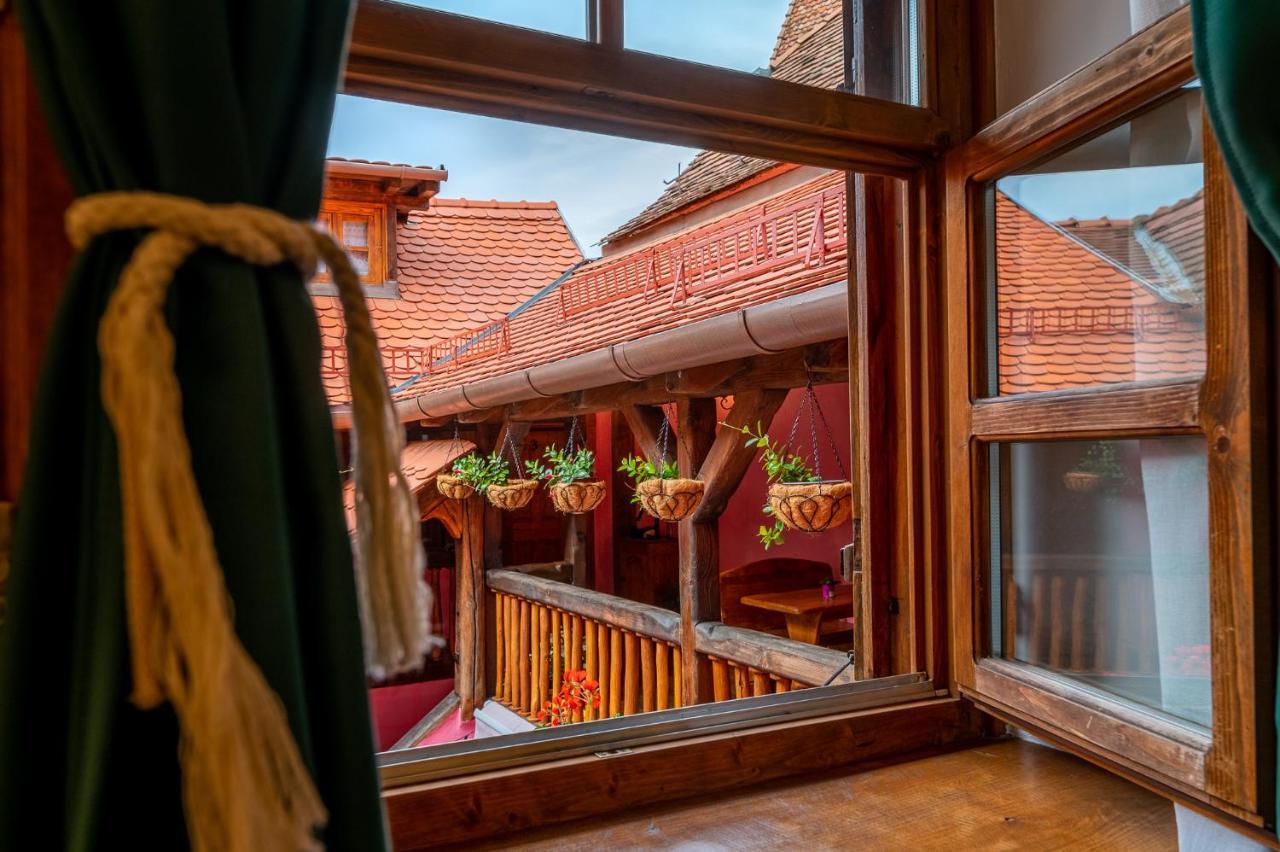 Boutique Hotel Von Graf Sighisoara Exterior photo