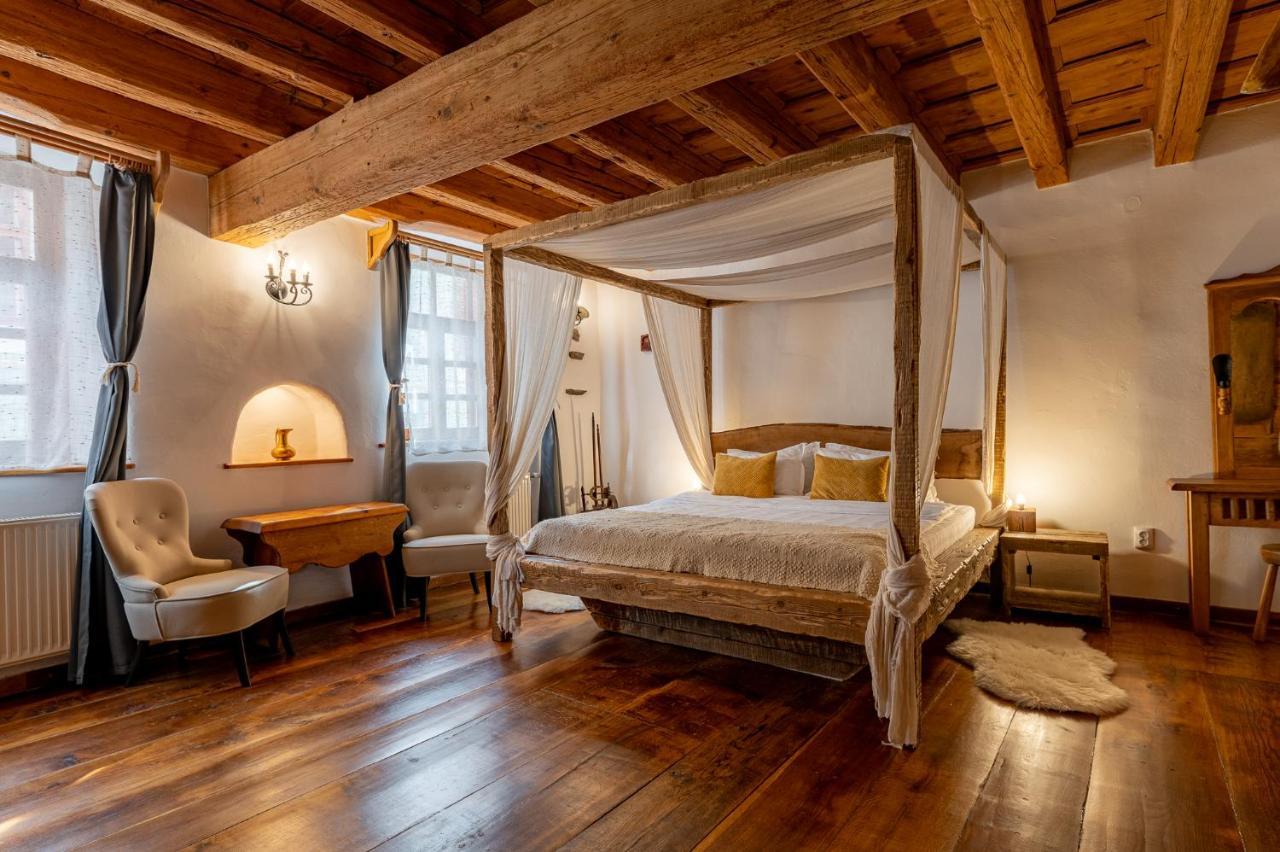 Boutique Hotel Von Graf Sighisoara Exterior photo