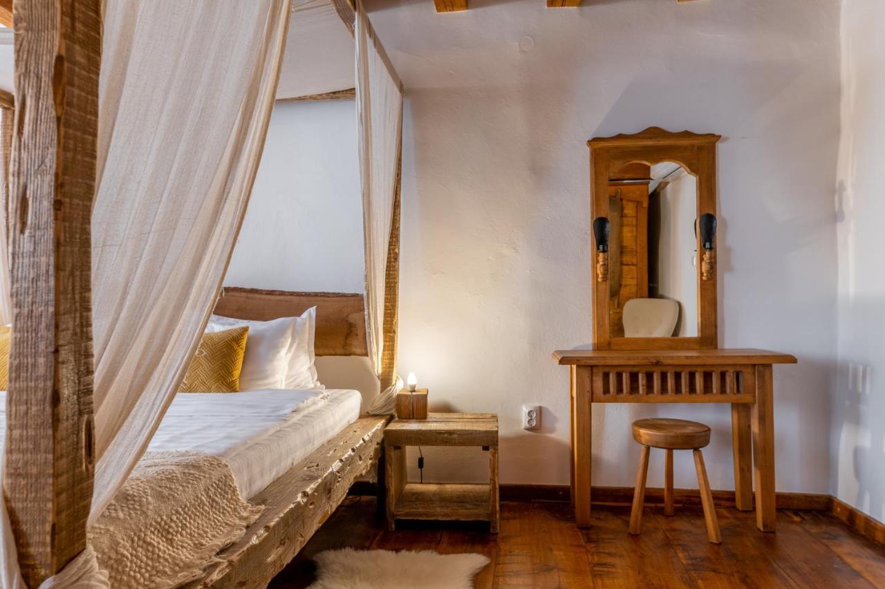 Boutique Hotel Von Graf Sighisoara Exterior photo
