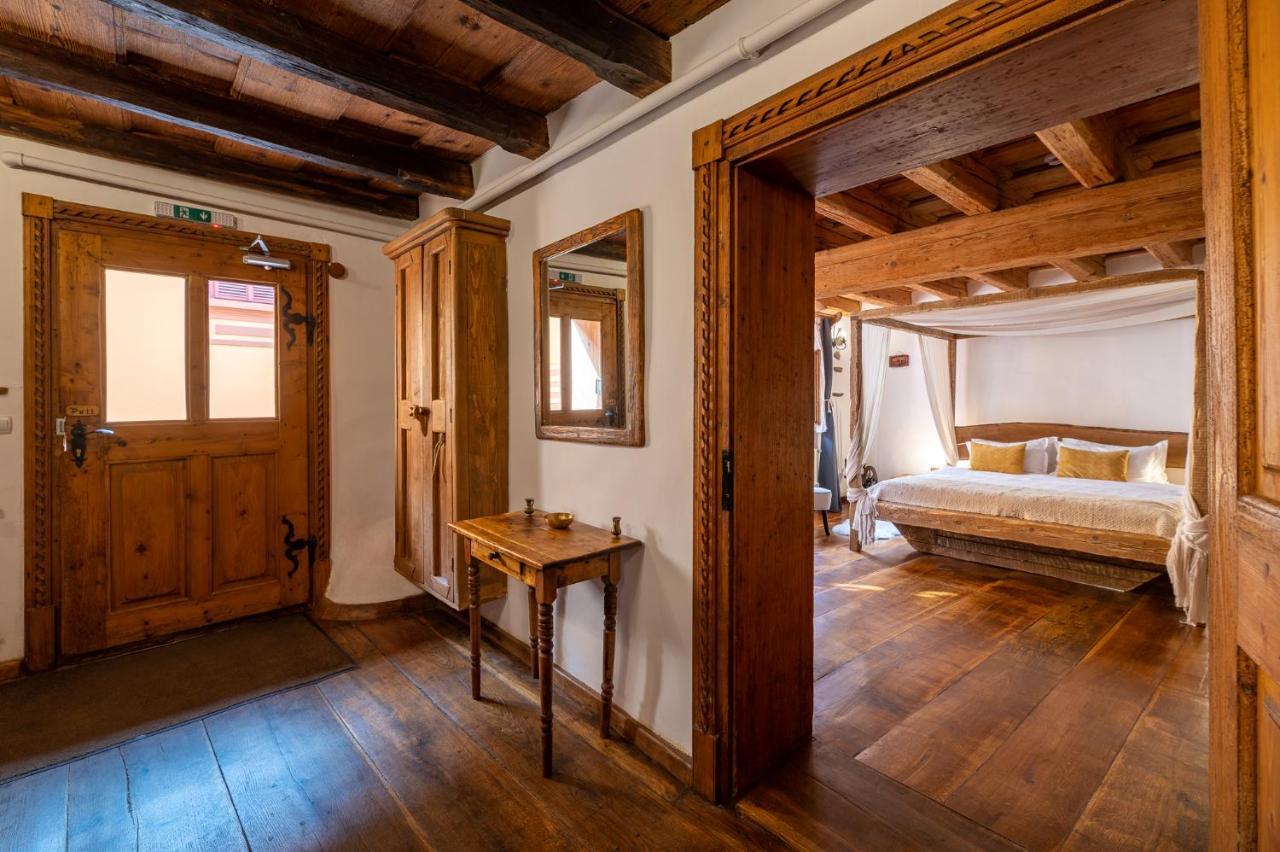 Boutique Hotel Von Graf Sighisoara Exterior photo