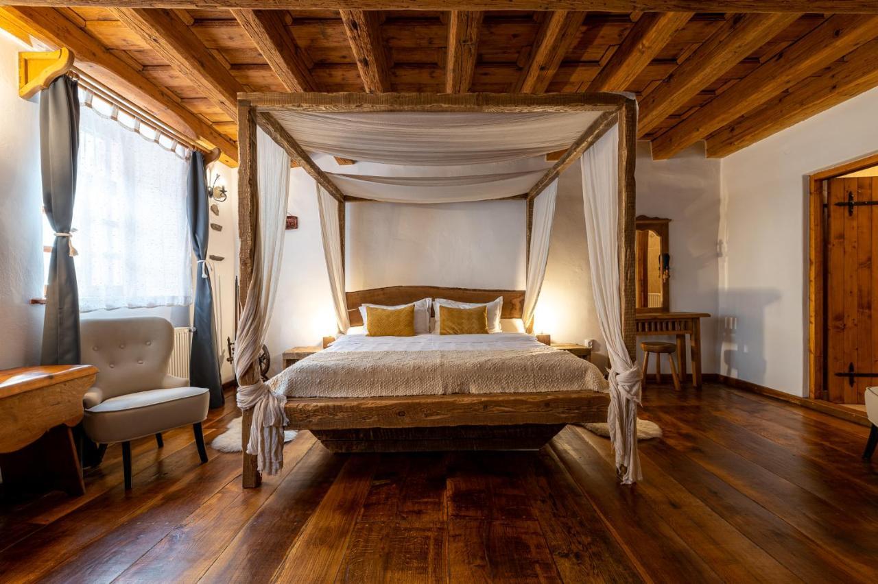 Boutique Hotel Von Graf Sighisoara Exterior photo